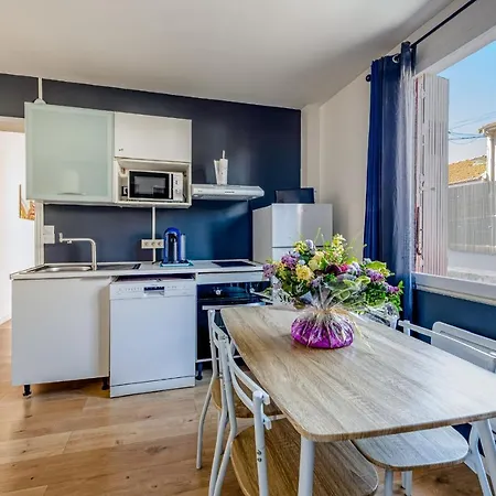 Maison De Plain Pied Avec Exterieur